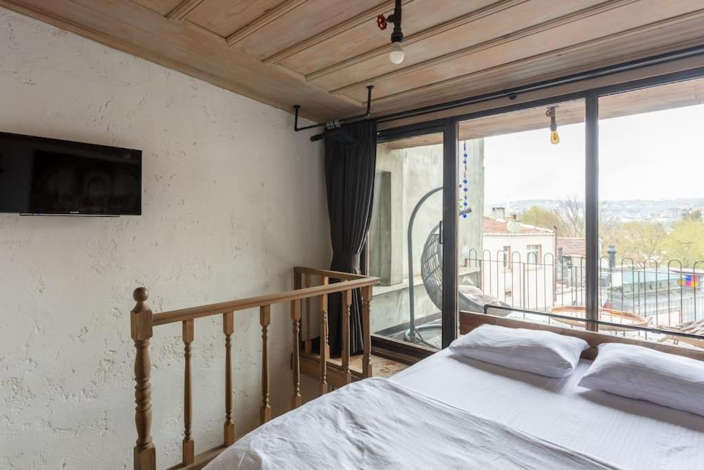 Historic Unique Town House Golden Horn Istanbul Apartment Exterior photo
